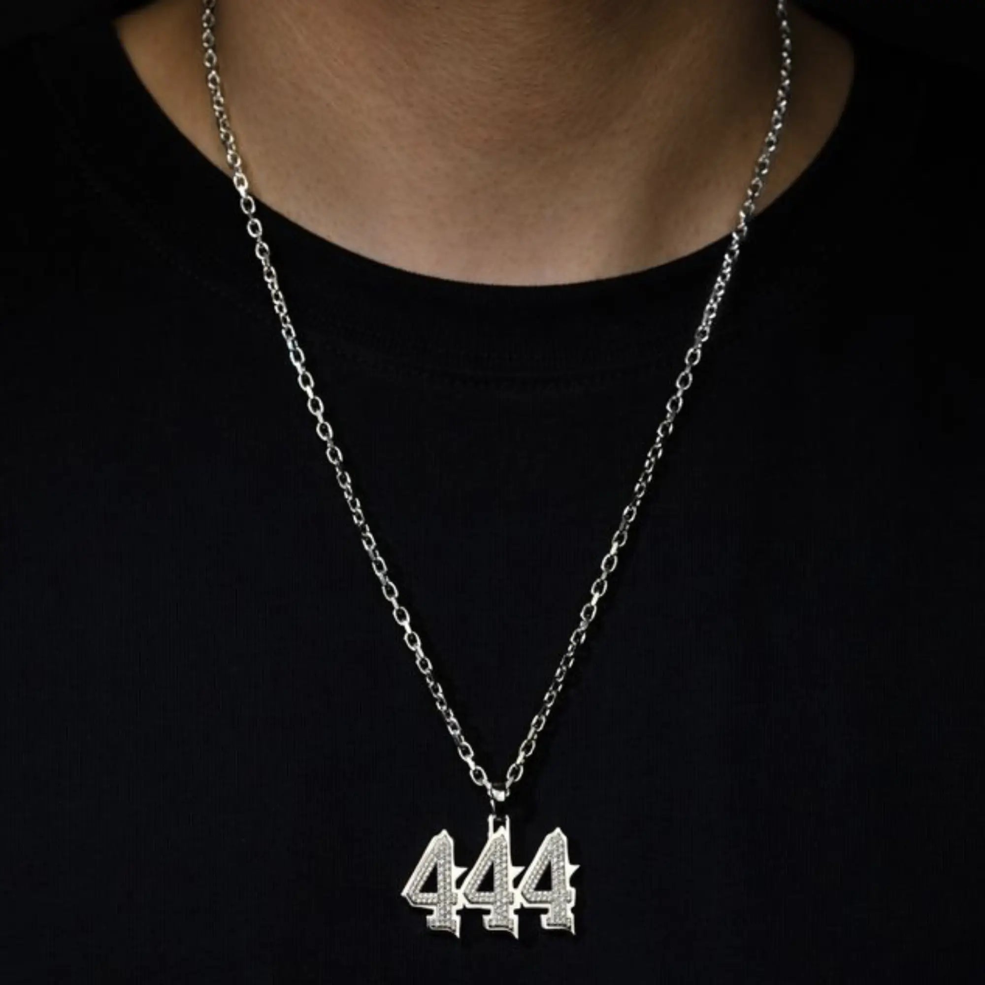 Set 444 Cadena + Dije