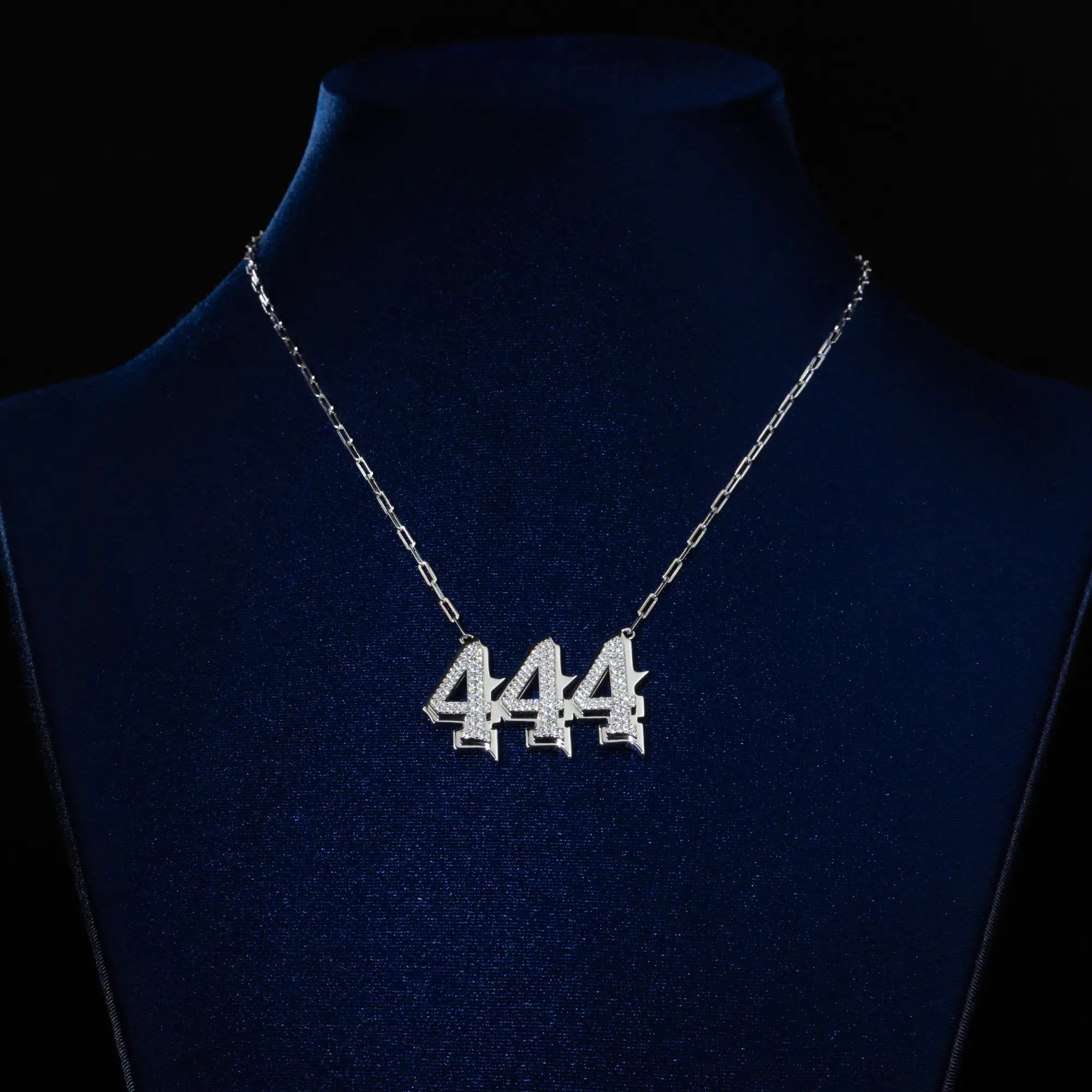 Set 444 Cadena + Dije